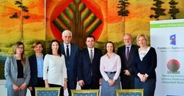 Ilustracja: Budowa kanalizacji  przez ZMPZ