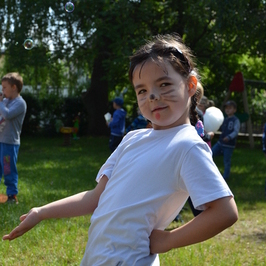 Zdjęcie z galerii: 2015-06-02; DZIEŃ DZIECKA W PRZEDSZKOLU
