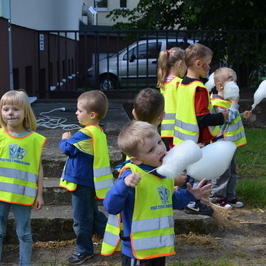 Zdjęcie z galerii: 2015-06-02; DZIEŃ DZIECKA W PRZEDSZKOLU