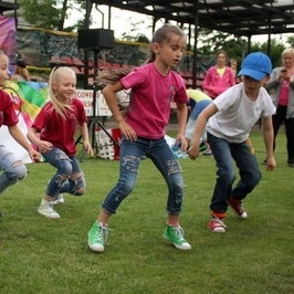 Zdjęcie z galerii: 2015-06-20; MARATON ZUMBY