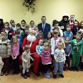 Zdjęcie z galerii: GWIAZDKA W DĄBRÓWCE KOŚCIELNEJ 2015'