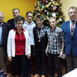 Zdjęcie z galerii: GWIAZDKA W DĄBRÓWCE KOŚCIELNEJ 2015'