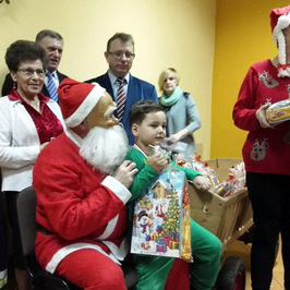 Zdjęcie z galerii: GWIAZDKA W DĄBRÓWCE KOŚCIELNEJ 2015'